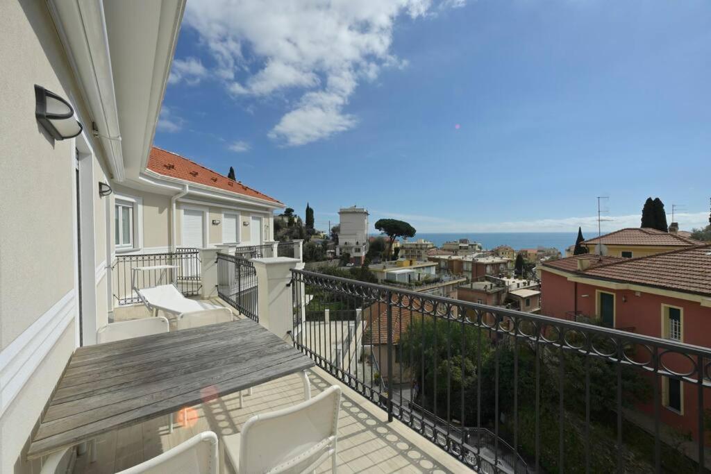 Luxury Apartament Con Garage Vista Mare Alassio Per 6 Persone Екстер'єр фото