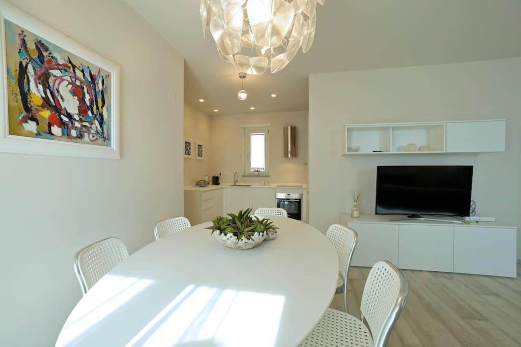 Luxury Apartament Con Garage Vista Mare Alassio Per 6 Persone Екстер'єр фото